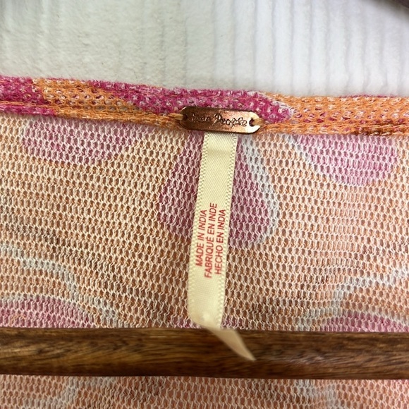 Free People - Through The Meadow Grapefruit Floral Hook And Eye Closure Blouse M - Picture 9 of 13